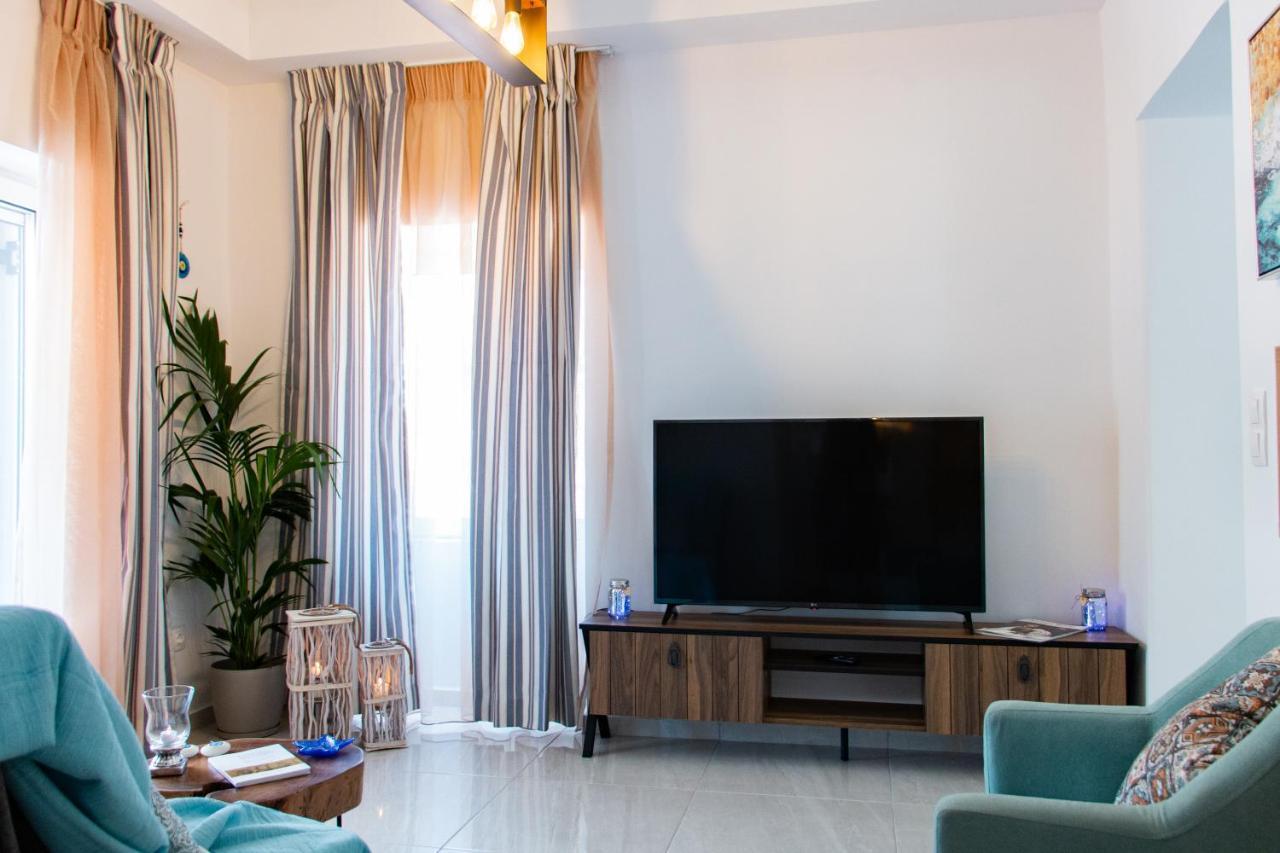 Camara Suite Poros Town ภายนอก รูปภาพ